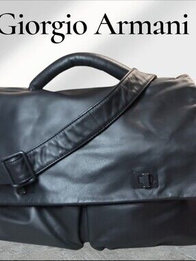 Giorgio Armani Mens Black Calfskin Leather Messenger Bag EUC